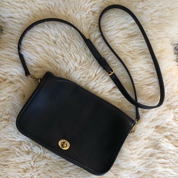 SOLD - Vintage Coach leather crossbody bag - black - Picture 1 of 9